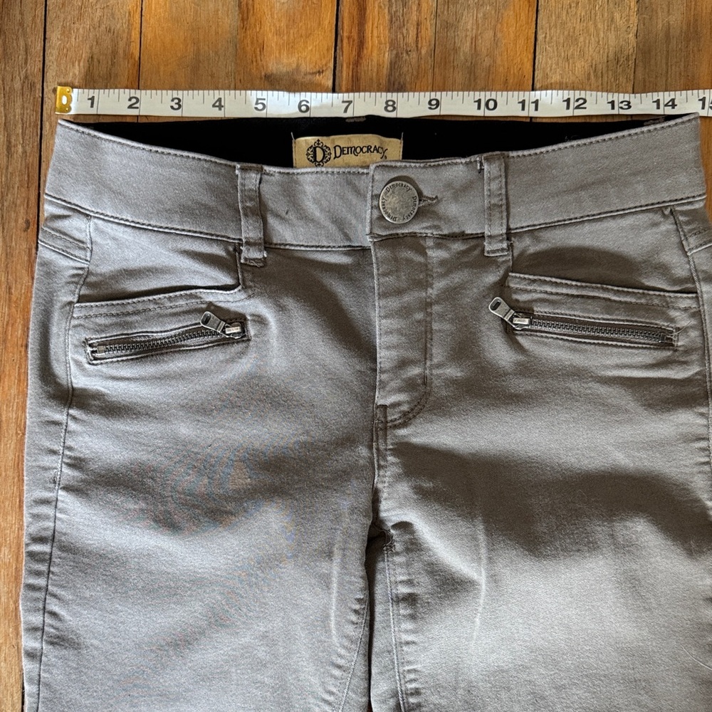 Democracy Gray Women's Jeggings - Picture 4 of 9